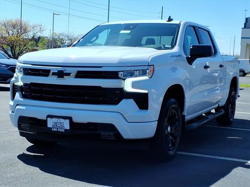 Used 2023 Chevrolet Silverado 1500 RST w/ Protection Package image 2