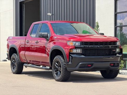 Used 2019 Chevrolet Silverado 1500 Custom Trail Boss w/ Custom Convenience Package AWD/4WD image 4
