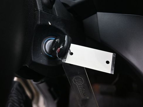 Used 2017 Ford Escape SE w/ SE Cold Weather Package image 21