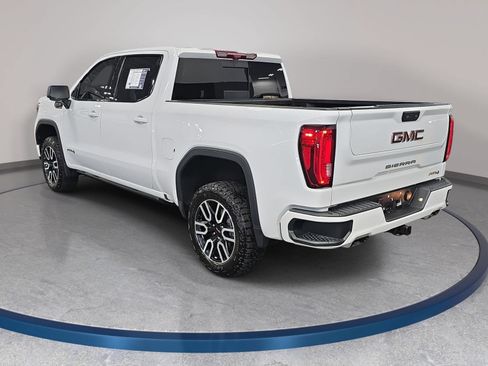 Used 2025 GMC Sierra 1500 AT4 w/ AT4 Premium Package AWD/4WD image 7