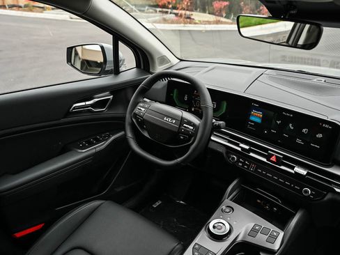 New 2026 Kia Sportage EX image 14