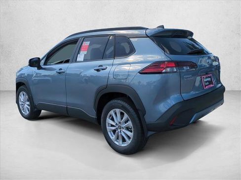 New 2026 Toyota Corolla Cross LE FWD image 9