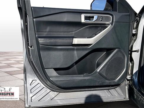 Certified 2023 Ford Explorer XLT w/ Equipment Group 202A image 22