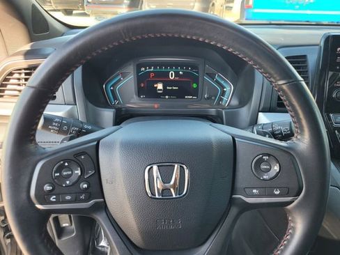 Used 2024 Honda Odyssey Sport image 32