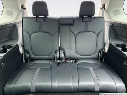 Used 2023 Honda Pilot Touring image 22