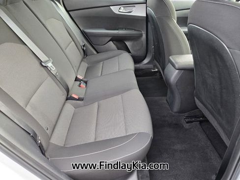 Certified 2023 Kia Forte LXS image 17
