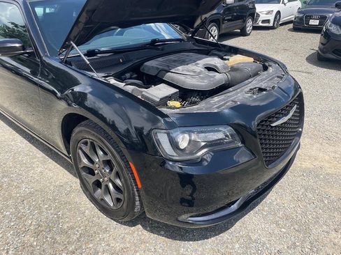 Used 2018 Chrysler 300 S w/ 300S Premium Group AWD/4WD image 26