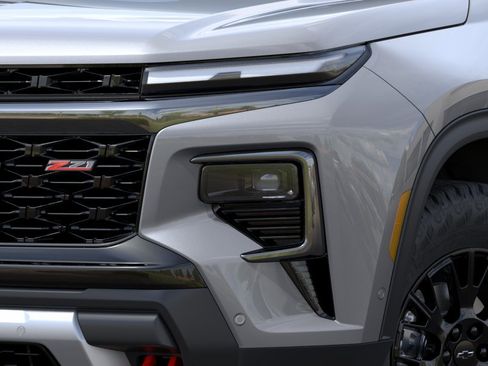 New 2026 Chevrolet Traverse Z71 w/ Enhanced Driving Package AWD/4WD image 10