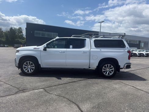 Used 2022 Chevrolet Silverado 1500 LTZ AWD/4WD image 6