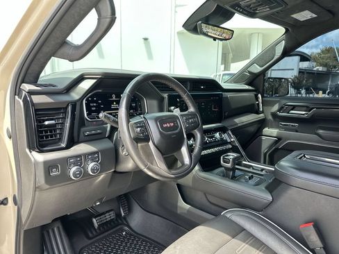 Certified 2022 GMC Sierra 1500 AT4X AWD/4WD image 10