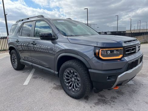 Used 2026 Honda Passport TrailSport image 3