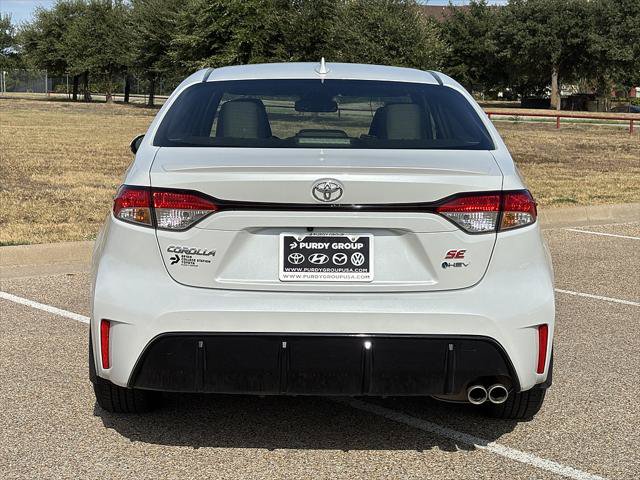 Certified 2026 Toyota Corolla SE w/ SE Premium Package FWD image 6