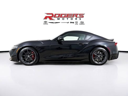 Used 2024 Toyota Supra Premium w/ Driver Assist Package image 4