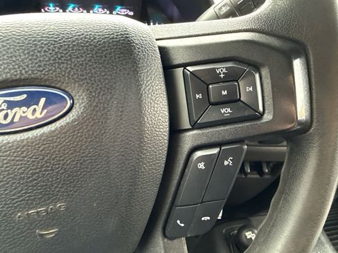 Used 2019 Ford F550 4x4 Regular Cab Super Duty image 17