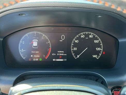 Used 2025 Honda HR-V Sport image 14