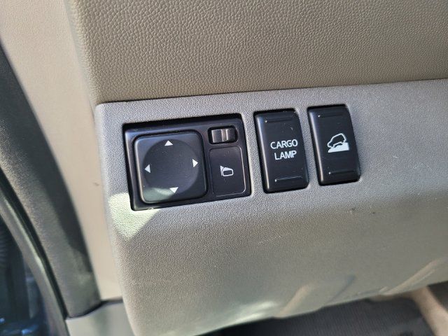 Used 2018 Nissan Frontier SV AWD/4WD image 17