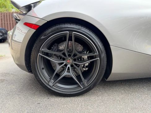 Used 2018 McLaren 720S image 44