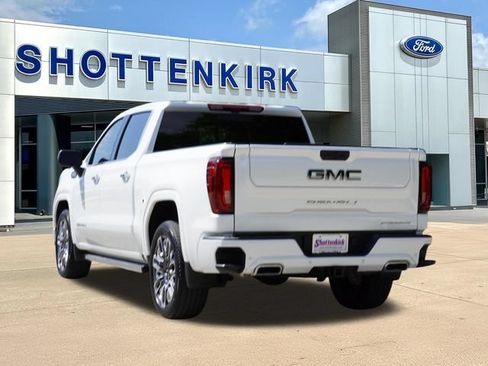Used 2023 GMC Sierra 1500 Denali Ultimate AWD/4WD image 7