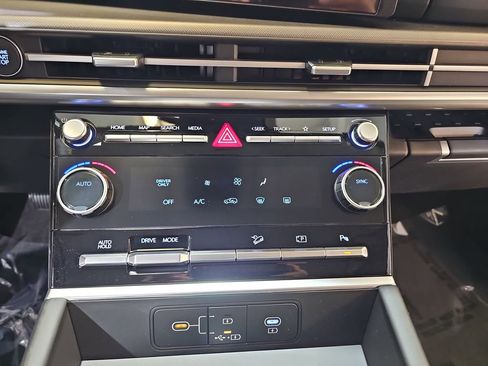 New 2026 Hyundai Santa Fe SE image 25