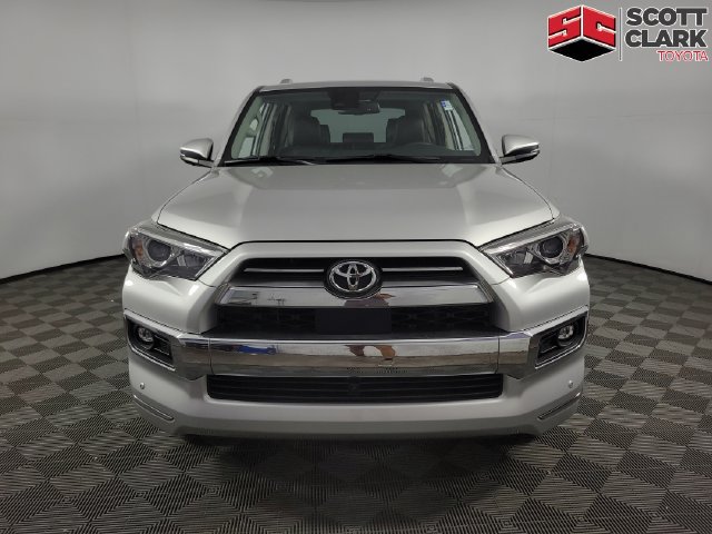 Used 2022 Toyota 4Runner Limited AWD/4WD image 2