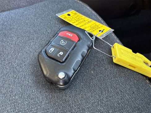 Used 2024 Jeep Wrangler Unlimited w/ Convenience Group image 35