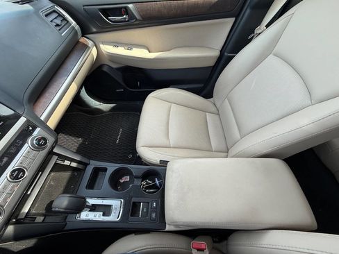 Used 2017 Subaru Outback 2.5i Limited image 20