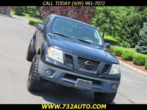 Used 2011 Nissan Frontier S AWD/4WD image 14