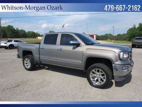 Used 2017 GMC Sierra 1500 SLT w/ SLT Premium Package image 18