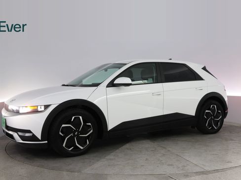 Used 2024 Hyundai Ioniq 5 SEL RWD image 18