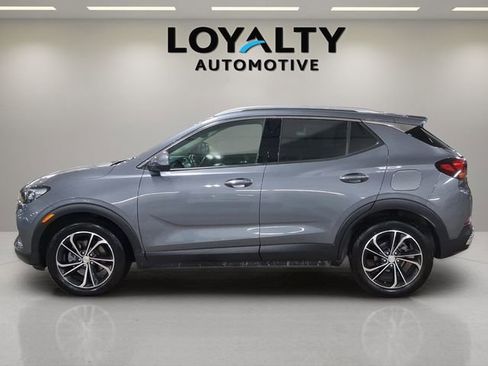 Used 2021 Buick Encore GX Essence w/ Advanced Technology Package image 2