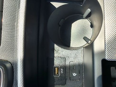 Used 2023 Hyundai Santa Fe SEL image 21