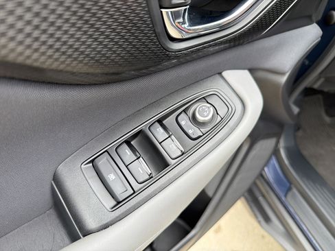 Used 2025 Subaru Outback Premium w/ Popular Package #1A image 15