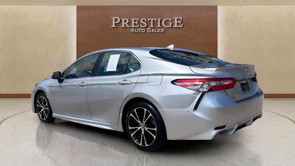 Used 2019 Toyota Camry SE FWD image 21