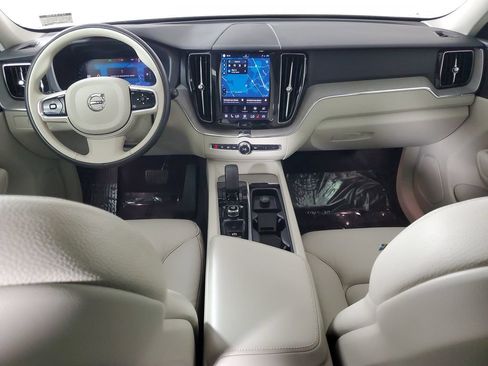 Certified 2024 Volvo XC60 B5 Plus w/ Protection Package AWD/4WD image 17