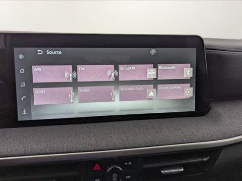 Used 2025 Nissan Kicks SV AWD/4WD image 28