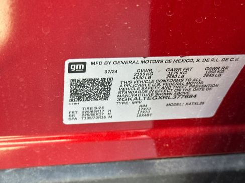 Used 2024 GMC Terrain SLE image 57