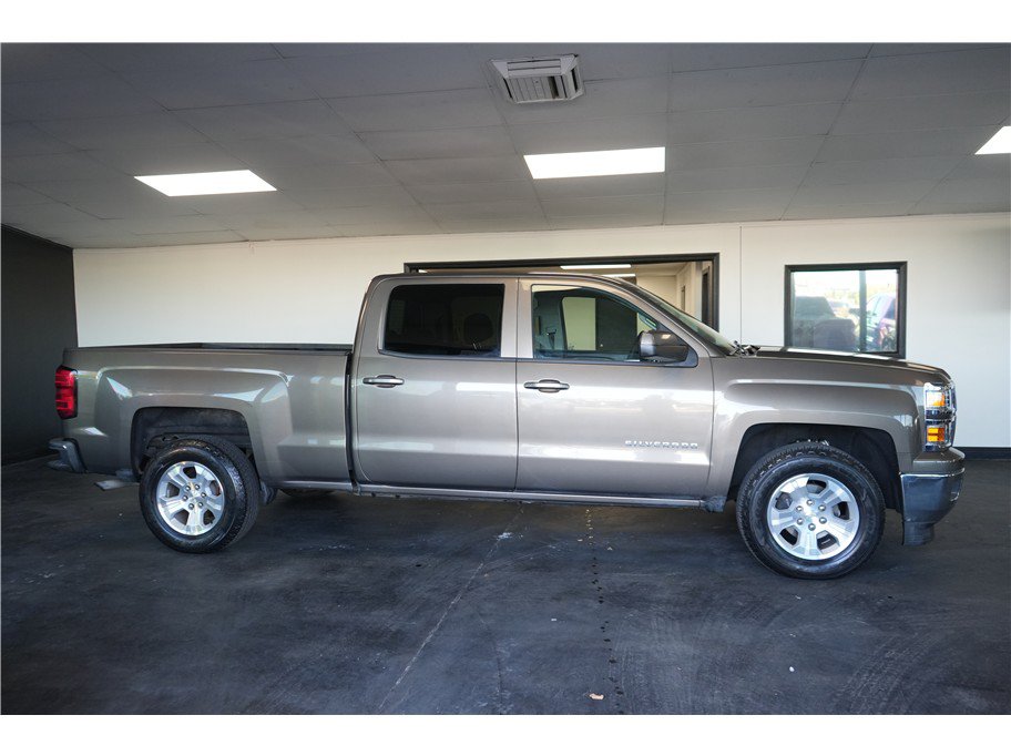Used 2014 Chevrolet Silverado 1500 LT w/ LT Convenience Package RWD image 8