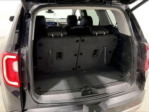 Used 2023 GMC Acadia SLE w/ LPO, Black Accent Package image 40