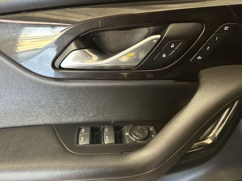 Used 2019 Chevrolet Blazer RS AWD/4WD image 13