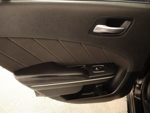 Used 2022 Dodge Charger SXT image 15