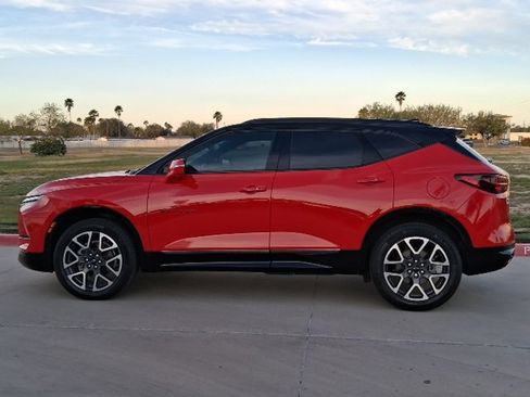 Used 2023 Chevrolet Blazer RS w/ Driver Confidence II Package image 3