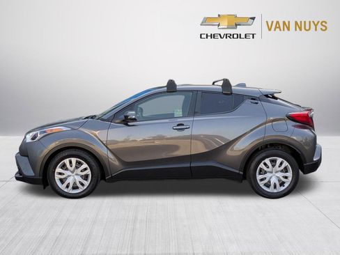 Used 2019 Toyota C-HR LE FWD image 8
