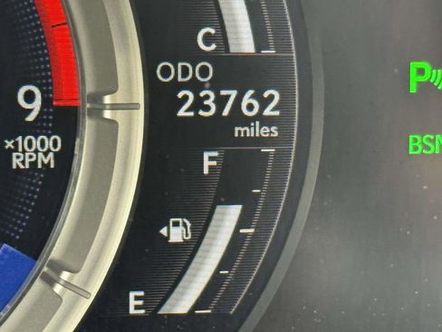 Used 2021 Lexus LC 500 Convertible w/ Touring Package RWD image 31