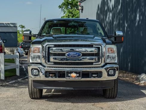 Used 2016 Ford F250 Lariat w/ Lariat Ultimate Package AWD/4WD image 9