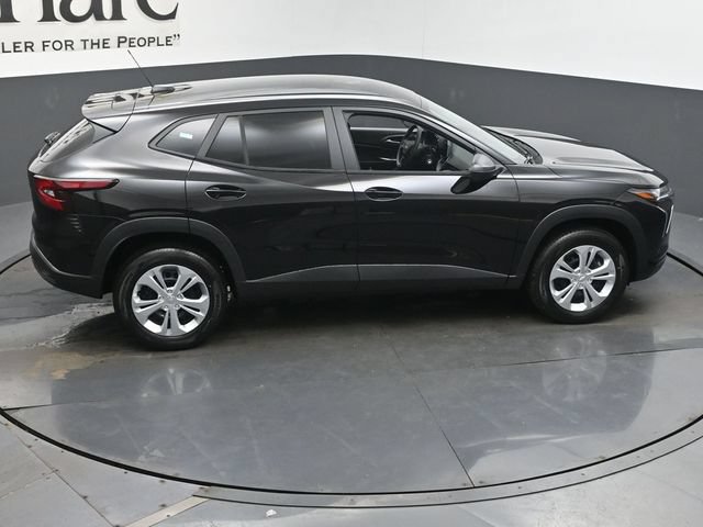 New 2026 Chevrolet Trax LS FWD image 17