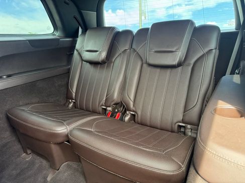 Used 2019 Mercedes-Benz GLS 450 4MATIC image 9