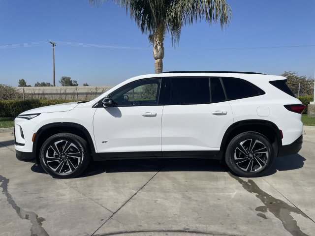 Used 2026 Buick Enclave Sport Touring FWD image 5