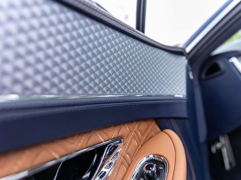 Used 2023 Bentley Continental GT Azure AWD/4WD image 53