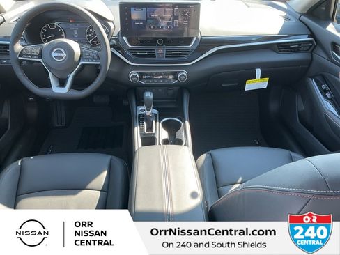 New 2025 Nissan Altima 2.5 SR w/ SR Premium Package image 15