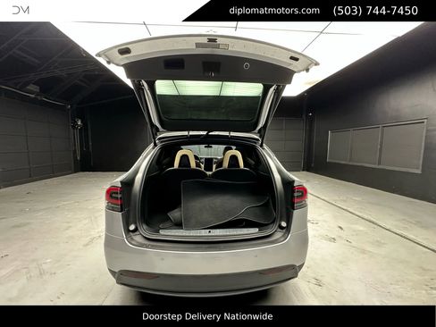 Used 2016 Tesla Model X 75D image 40